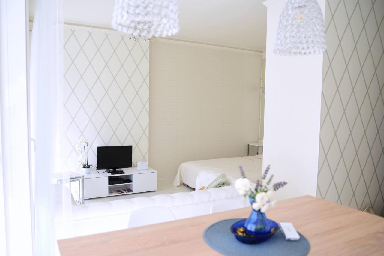 Cloé Apartman Szeged Extérieur photo